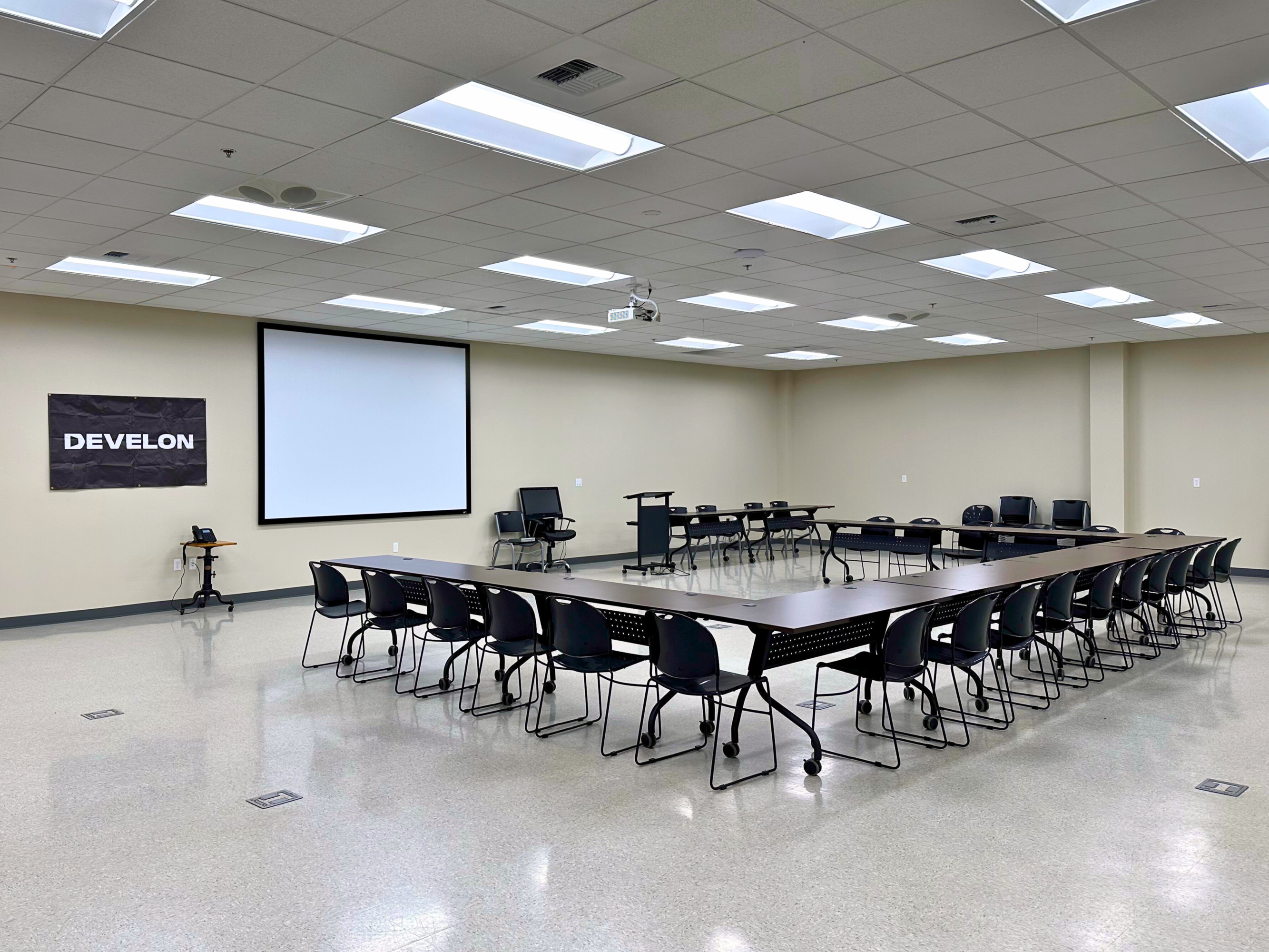 Cascade Trader Training Room